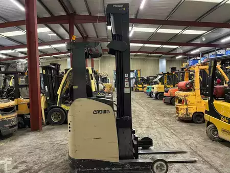 Rækketruck 2009  Crown ESR5000-14 (5)