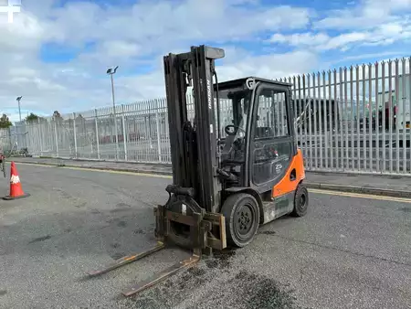 Diesel Forklifts 2014  Doosan D25S-5 (2)