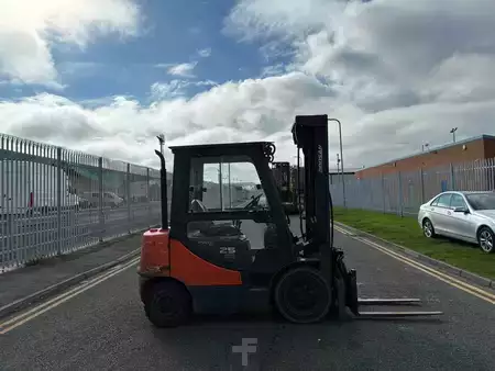 Diesel Forklifts 2014  Doosan D25S-5 (5)