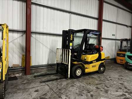 Carrelli elevatori GPL 2017  Yale GLP25MX (3)