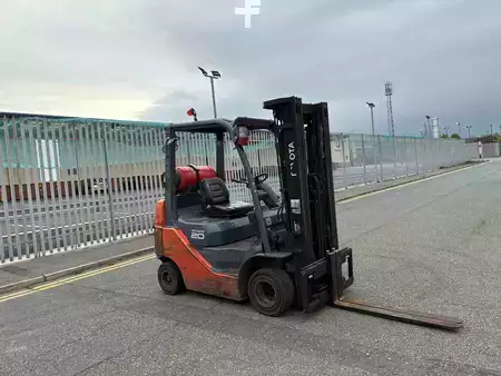 Wózki gazowe 2016  Toyota 02-8FGKF20 (4)