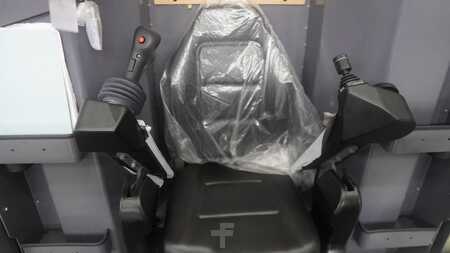 Kääntökelkkatrukki 2026  ZV SHT-Zowell VNA, ManUp, Komission, VUE316 electric turret forklift (1600kg) NEW, ÚJ (20)