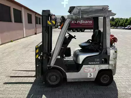 Gázüzemű targoncák 2005  Nissan NL01A16, 1500kg, Gáz, LPG, S3000mm, jó, GOOD, (1)