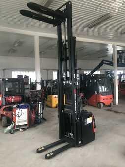 Stacker pedestre 2021  EP Equipment ES16RS TOP, demo machine (1)