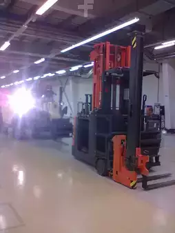 Chariots pour allées étroites 1999  Steinbock Boss WA-13i, VNA, Man-Up, Komissiozó, 1250kg/600mm,  2db, 2piece, Good (1)