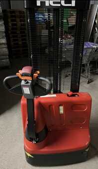 Ruční vysokozdvižný vozík 2021  Heli CDD12J 1200kg-600mm Szim3000mm Like NEW 98 Wh (2)