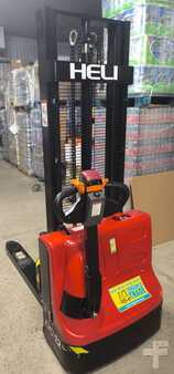 Ruční vysokozdvižný vozík 2021  Heli CDD12J 1200kg-600mm Szim3000mm Like NEW 98 Wh (6)