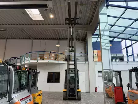 Dieselový VZV 2018  Jungheinrich DFG 430 S / 3412 Std. / STVZO (5)
