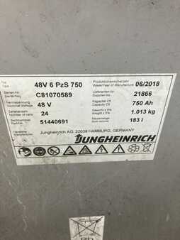 Eléctrica de 4 ruedas 2018  Jungheinrich EFG 320 / 8106 Std. / Halbkabine (8) 