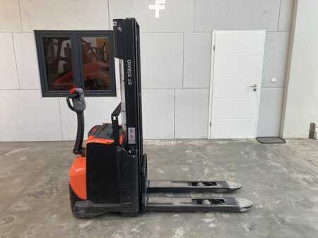 Stacker pedestre 2018  Toyota SWE 120 / 2150 Std. (2)