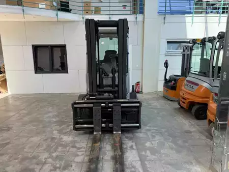 Elektro čtyřkolový VZV 2019  Still RX 60-50 / AKKU 76 % / 5915 Std. (3)
