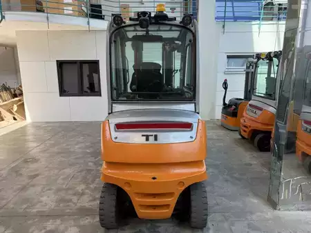 Elektro čtyřkolový VZV 2019  Still RX 60-50 / AKKU 76 % / 5915 Std. (4)
