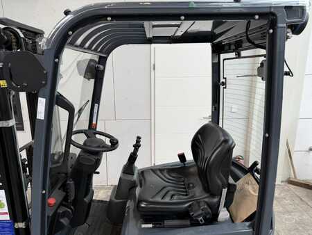 Eléctrico - 3 rodas 2015  Toyota 7 FBEST 15 / 1890 Std. / Halbkabine (6)