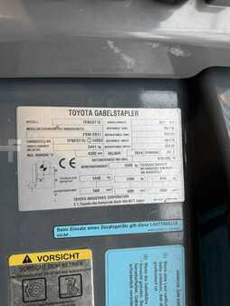 Eléctrico - 3 rodas 2015  Toyota 7 FBEST 15 / 1890 Std. / Halbkabine (9)