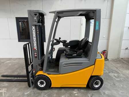 Elektro čtyřkolový VZV 2016  Jungheinrich EFG 316 K / 5377 Std. (1)