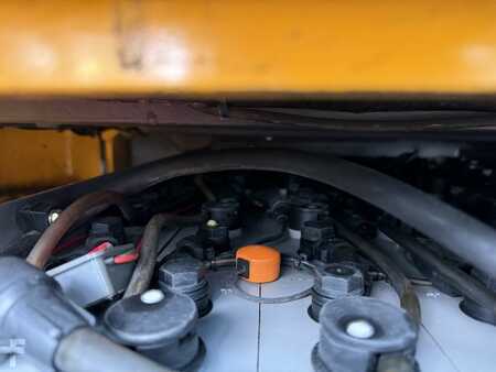 Elektro čtyřkolový VZV 2019  Jungheinrich EFG 425 K / 4631 Std. / Container (8)