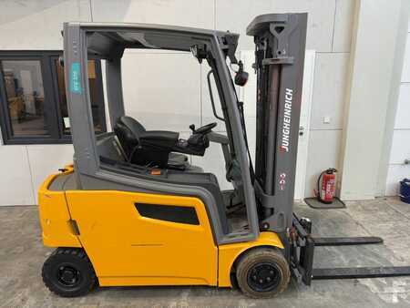 Elektro 4 Rad 2017 Jungheinrich EFG 320 / 5176 Std. (2)
