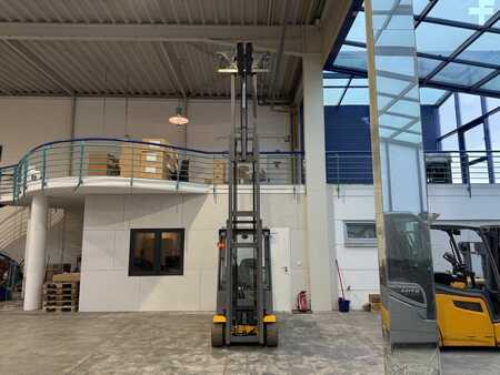 Sähkö - 4 pyör 2017  Jungheinrich EFG 320 / 5176 Std. (5)