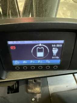 Sähkö - 4 pyör 2017  Jungheinrich EFG 320 / 5176 Std. (7)