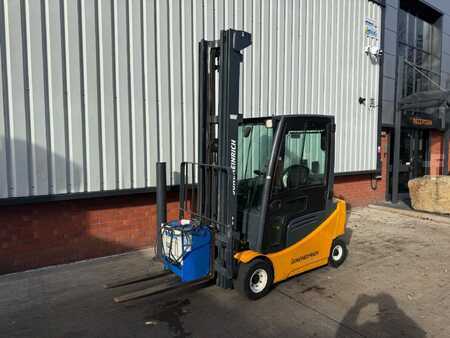 Sähkö - 4 pyör 2013  Jungheinrich EFG 320 / 3289 Std. (1)