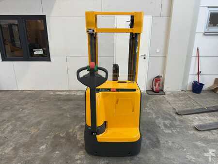 Hochhubwagen 2015 Jungheinrich EJC 214 Z / 837 Std. (4)