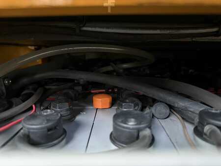 Elektro 4 Rad 2014  Jungheinrich EFG 425 / 3275 Std. / AKKU 2022 (8)