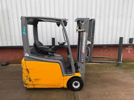 El Truck - 3-hjul 2016  Jungheinrich EFG 216 k / 3263 Std. / AKKU 2025 (2)