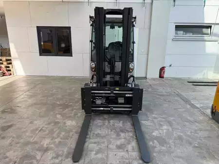 Eléctrico - 4 rodas 2017  Still RX 60-35 / 2606 Std. / Container Version (3)