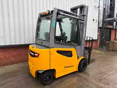 Carrelli elettrici 4 ruote 2019  Jungheinrich EFG 430 / ZVG+SS / 2661 Std. (4)