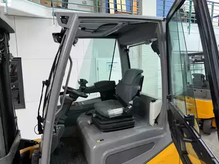 Electric - 4 wheels 2020  Jungheinrich EFG 535 / 5323 Std. (6)