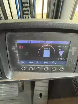 Elektryczne 4-kołowe 2019  Jungheinrich EFG 430 / 2456 Std. (9)