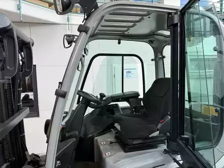 Electric - 4 wheels 2016  Still RX 60-50-600 / 725 Std. / NEUWERTIG (6)