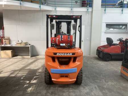 Treibgasstapler 2021 Doosan G 30 P-7 (4)