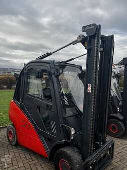 Chariots élévateurs diesel 2019 Linde H25D (1)