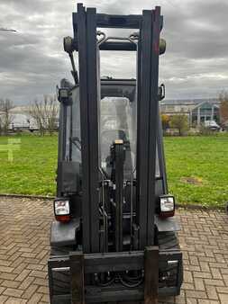 Carretilla elevadora GLP 2015  Linde 392 H25T -02 (2)