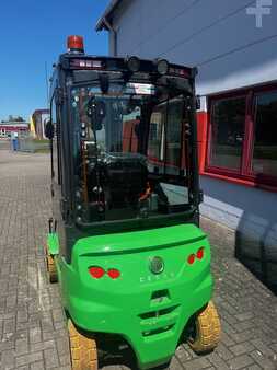 Elektro 4 Rad 2024  Cesab B420II (2)