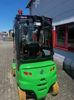 Chariots électriques à 4 roues 2024 Cesab B420II (2)