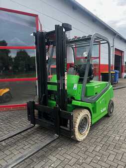 Elektro 4 Rad 2012  Cesab MAK 400 (2)