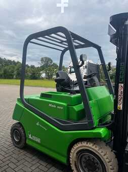 Elektro 4 Rad 2012  Cesab MAK 400 (4)