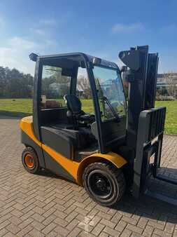 Treibgasstapler 2010  Jungheinrich TFG 430 (3)