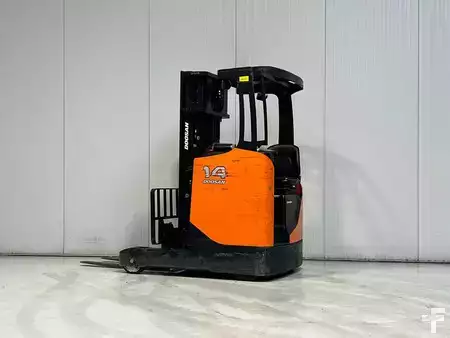 Työntömastotrukki 2015  Doosan BR14JW-7 (2)