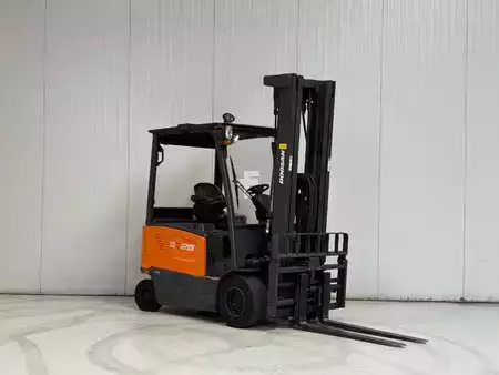 4-wiel elektrische heftrucks 2018  Doosan B25X-7 (1)