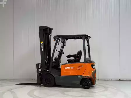 4-wiel elektrische heftrucks 2018  Doosan B25X-7 (2)