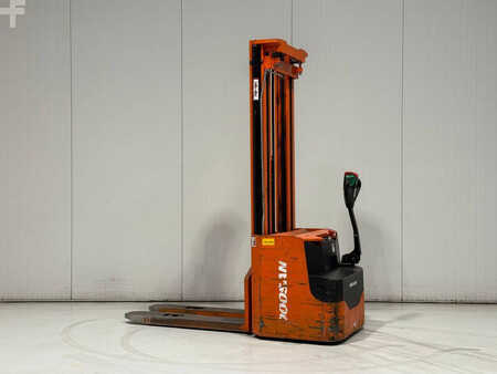 Stapelaars 2015  Doosan LEDS20 (1)