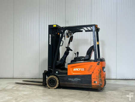 Elektryczne 3-kołowe 2020  Doosan B20T-7 (2)