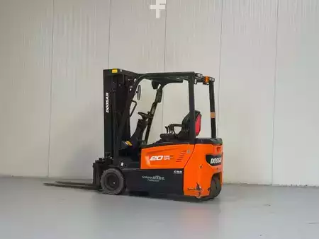 3-wiel elektrische heftrucks  Doosan B20T-7 PLUS (2)