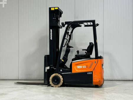 Chariots électriques à 3 roues 2022  Doosan B15T-7 PLUS (2)