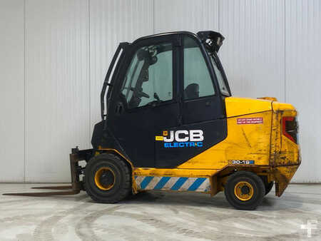 4-wiel elektrische heftrucks 2019  JCB TLT30-19E (2)