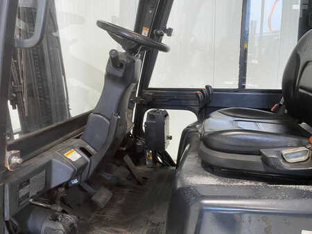 Empilhador diesel 2013  Doosan D50SC-5 (3)