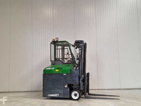 Chariot à mât rétractable 2023  Combilift CBE2500 (1)